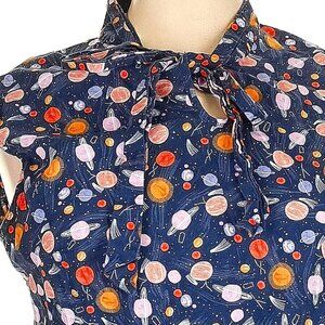 Retrolicious Tie-Nick Shirt in Planets